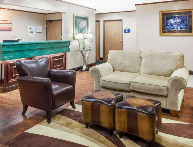 Days Inn by Wyndham Dyersburg hotel detail image 3