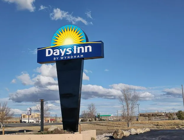 Days Inn by Wyndham Rawlins hotel detail image 2