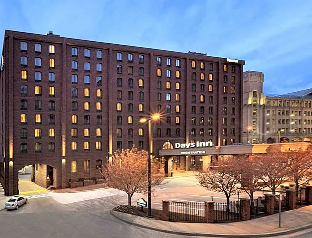 Days Inn by Wyndham Baltimore Inner Harbor hotel detail image 4