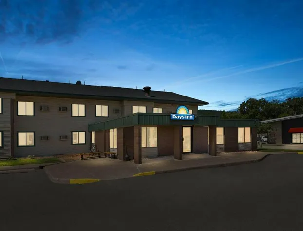 Days Inn by Wyndham Winona hotel detail image 1