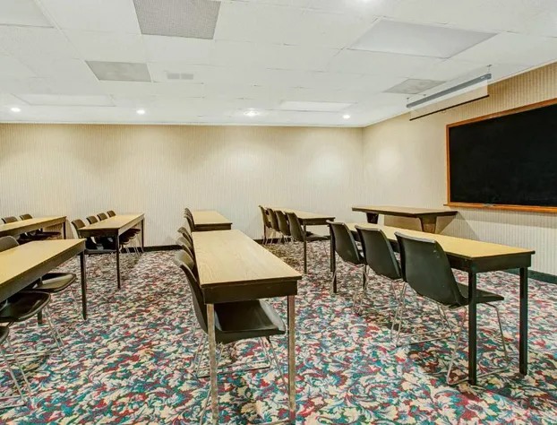 Days Inn by Wyndham Parsippany hotel detail image 2
