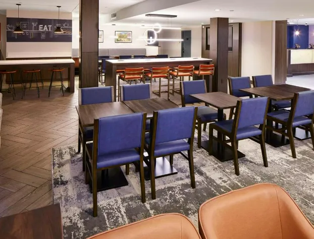 Hampton Inn Newark Airport hotel detail image 1