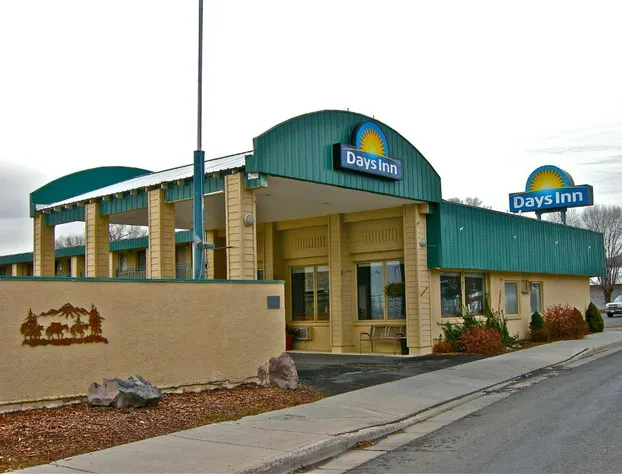 Days Inn by Wyndham Burns hotel detail image 1
