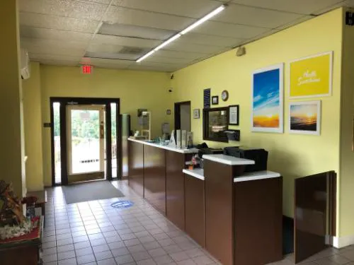 Days Inn by Wyndham Milledgeville hotel detail image 1