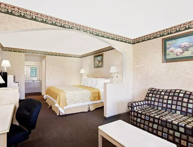 Days Inn by Wyndham Millington hotel detail image 4