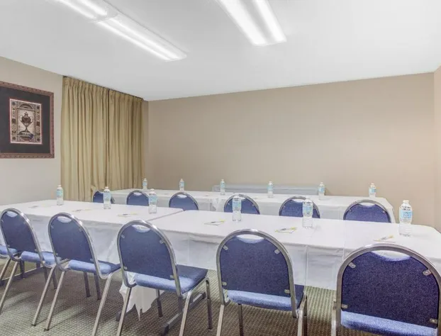 Days Inn by Wyndham Dublin GA hotel detail image 1