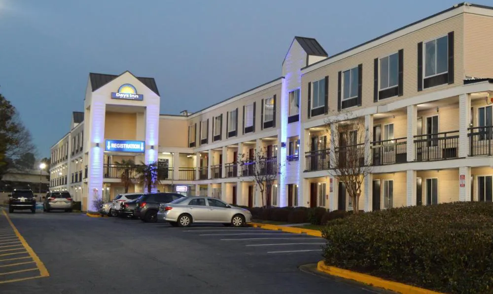 Days Inn by Wyndham Marietta-Atlanta-Delk Road hotel hero
