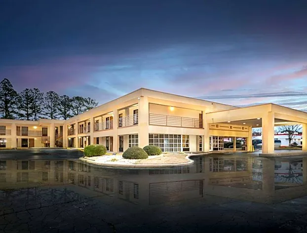 Days Inn by Wyndham Atlanta Stone Mountain hotel detail image 2