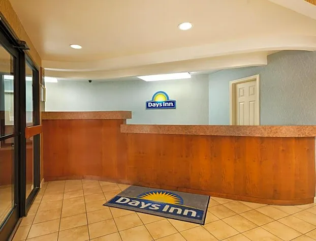 Days Inn by Wyndham Atlanta Stone Mountain hotel detail image 4