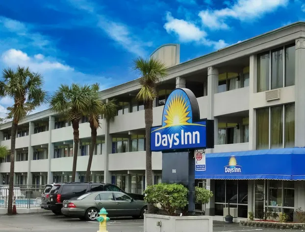 Days Inn by Wyndham Myrtle Beach-Grand Strand hotel detail image 1