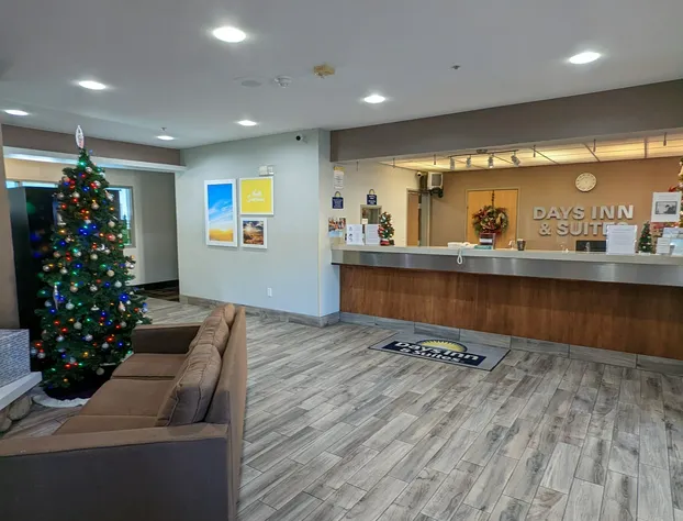 Days Inn & Suites by Wyndham Castle Rock hotel detail image 2