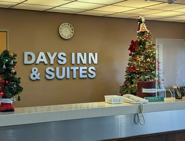 Days Inn & Suites by Wyndham Castle Rock hotel detail image 3