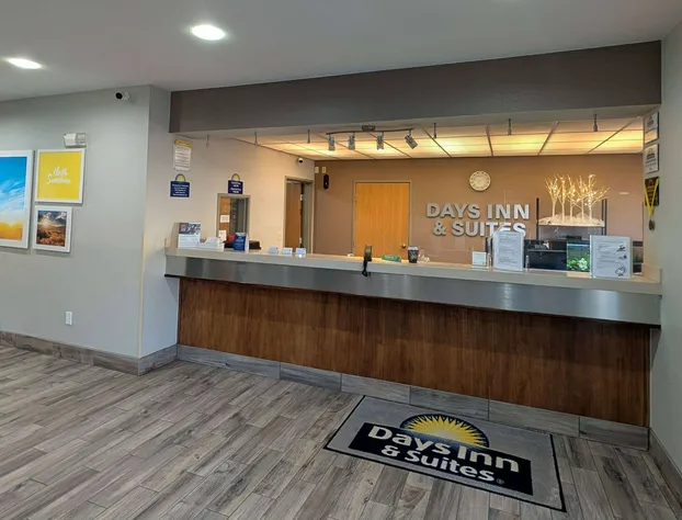 Days Inn & Suites by Wyndham Castle Rock hotel detail image 2