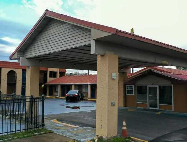 Days Inn by Wyndham Caddo Valley Arkadelphia hotel detail image 2