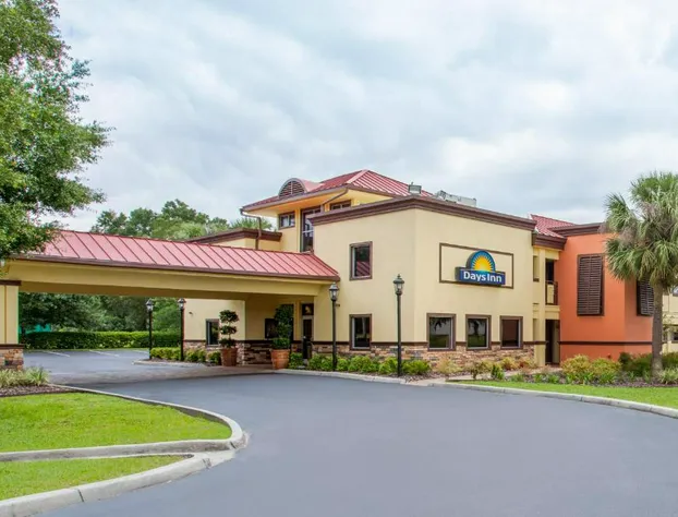 Days Inn by Wyndham Brooksville/Dade City hotel detail image 1