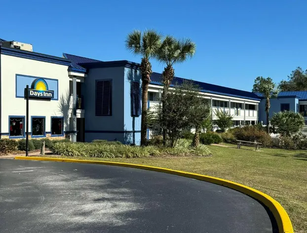 Days Inn by Wyndham Brooksville/Dade City hotel detail image 1