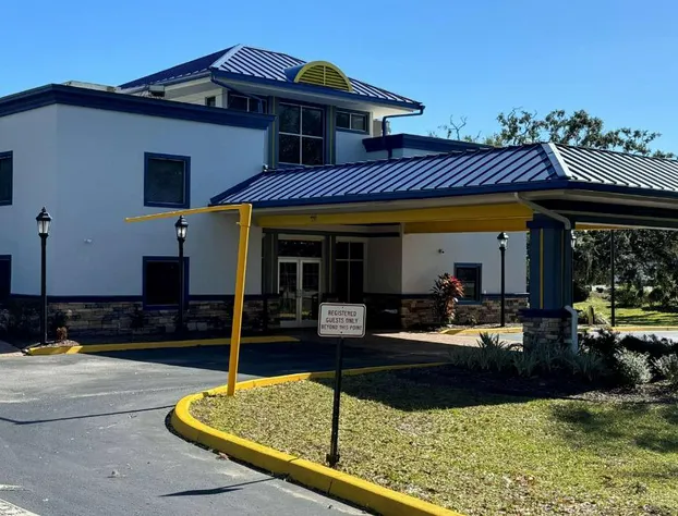Days Inn by Wyndham Brooksville/Dade City hotel detail image 3