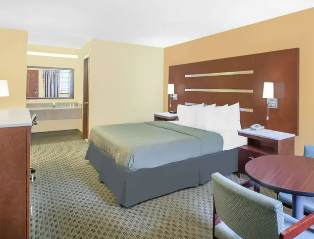 Days Inn by Wyndham Fayetteville hotel detail image 3