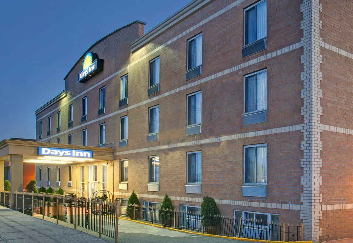 Days Inn by Wyndham Jamaica / JFK Airport hotel hero