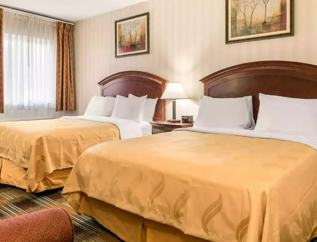 La Quinta Inn & Suites by Wyndham Miamisburg Dayton South hotel detail image 2