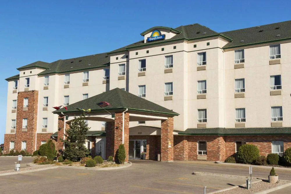 Days Inn by Wyndham Saskatoon hotel hero