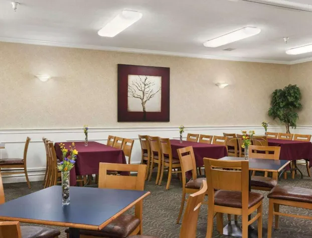 Days Inn by Wyndham Saskatoon hotel detail image 3