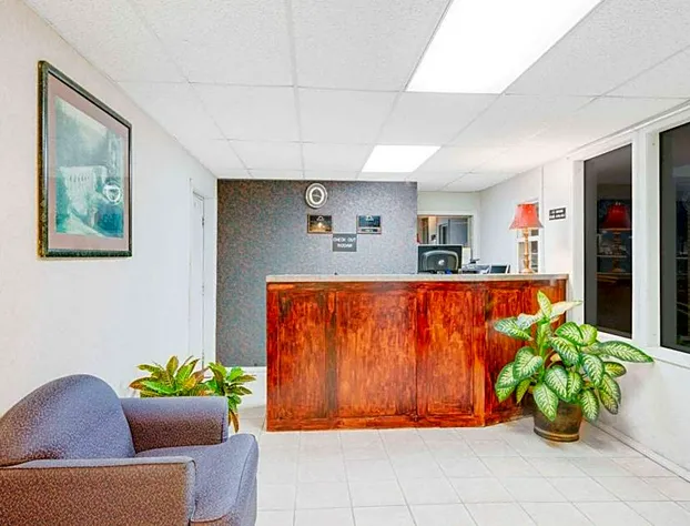 Days Inn by Wyndham Monett hotel detail image 1