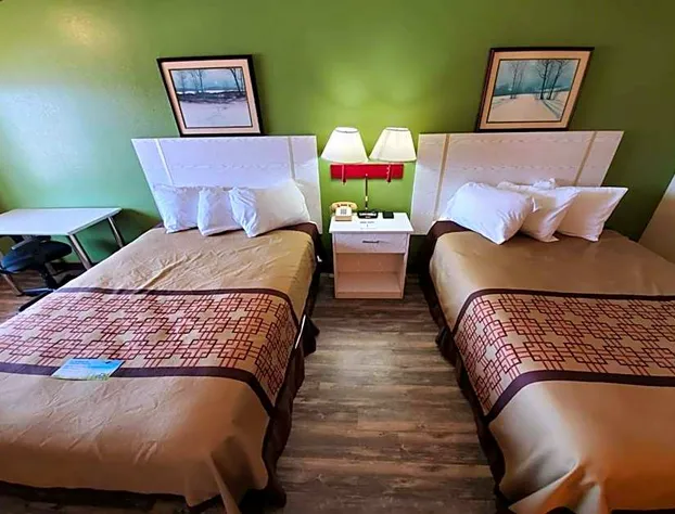 Days Inn by Wyndham Monett hotel detail image 4