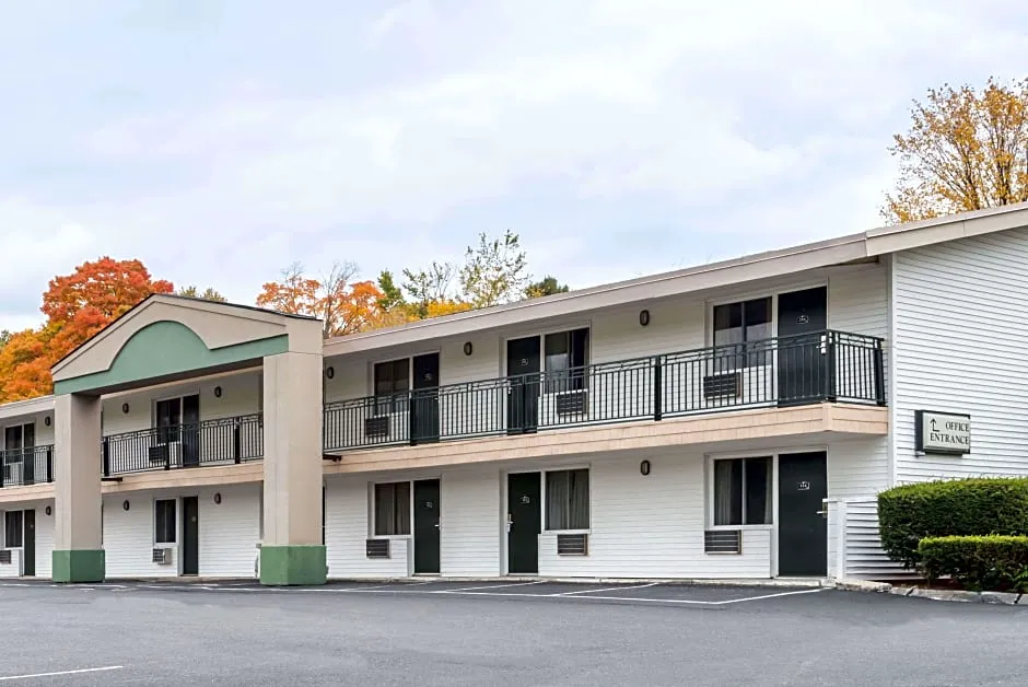 Days Inn by Wyndham Lenox MA hotel hero