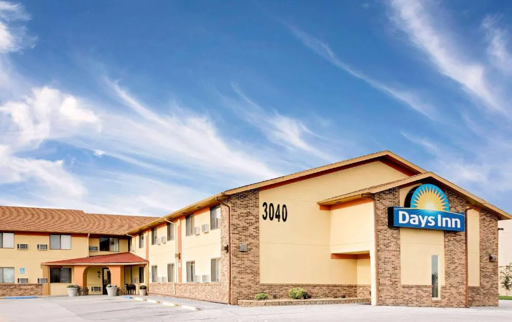 Days Inn by Wyndham Fort Dodge hotel hero