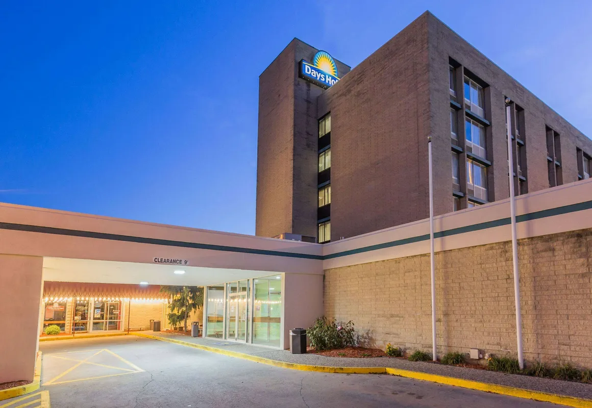 Days Hotel & Conference Center by Wyndham Danville hotel hero