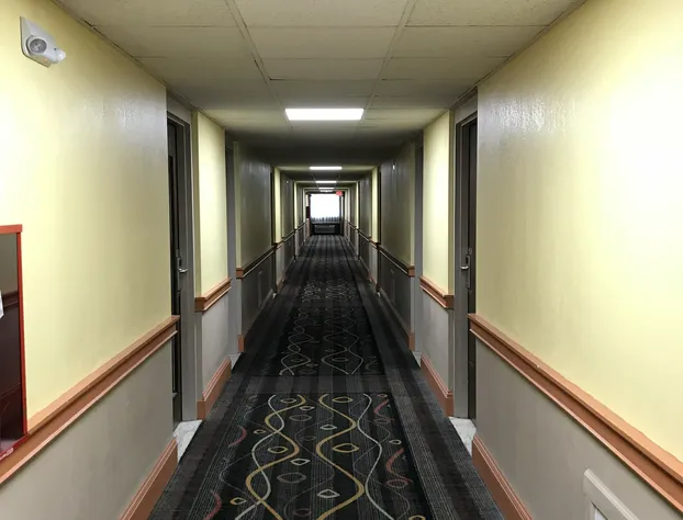 Days Hotel & Conference Center by Wyndham Danville hotel detail image 3