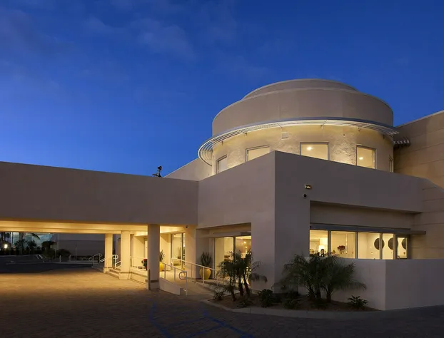 Redondo Beach Hotel, Tapestry Collection by Hilton hotel detail image 1