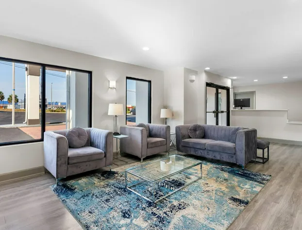 Days Inn by Wyndham Enterprise hotel detail image 3