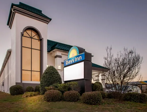 Days Inn by Wyndham Saint Pauls hotel detail image 2