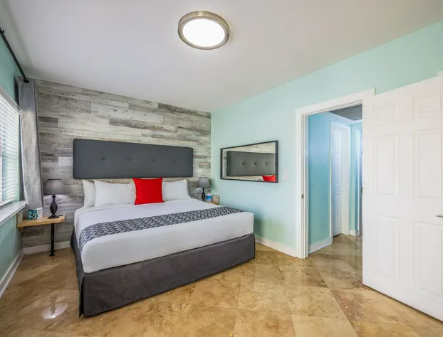 Suites on South Beach hotel detail image 3