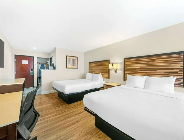 Quality Inn & Suites Sacramento Downtown Area hotel detail image 4