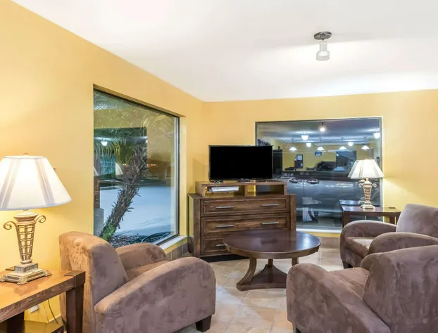 Days Inn by Wyndham Sulphur LA hotel detail image 3