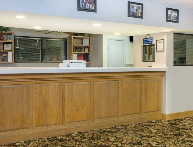 Days Inn by Wyndham Valdosta I-75 hotel detail image 1