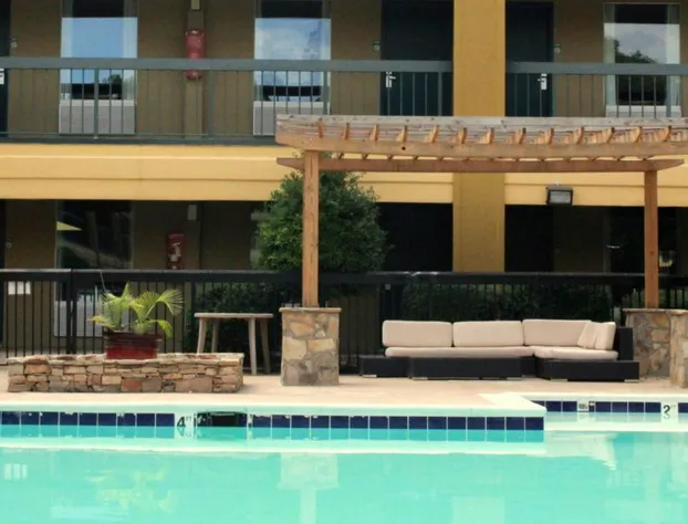 Days Inn by Wyndham Attalla hotel detail image 4