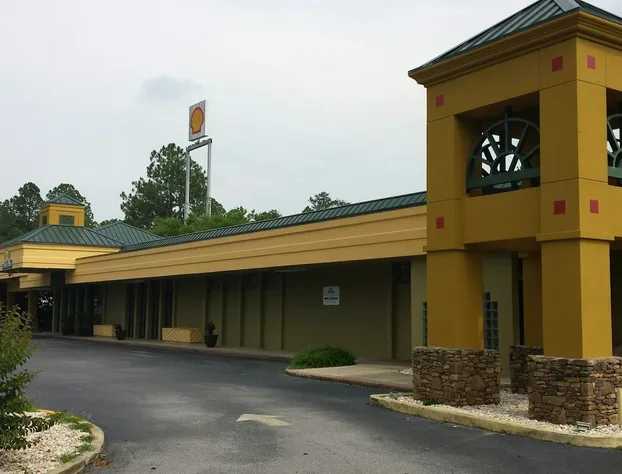 Days Inn by Wyndham Attalla hotel detail image 2