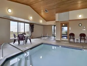 Days Inn by Wyndham Madison NE/Windsor hotel detail image 3