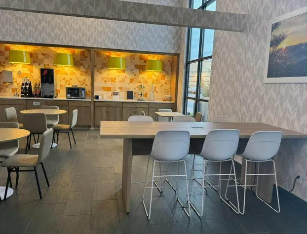 Days Inn & Suites by Wyndham Wausau hotel detail image 4