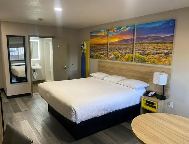 Days Inn by Wyndham El Paso West hotel detail image 3