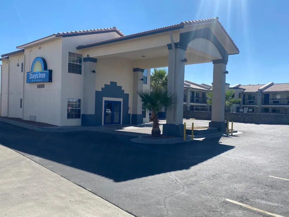 Days Inn by Wyndham El Paso West hotel hero