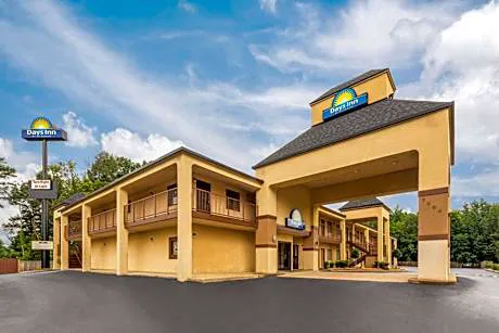 Days Inn by Wyndham North Little Rock/ Maumelle hotel detail image 3