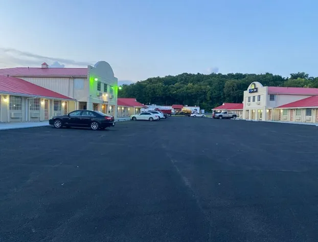 Huntington Inn hotel detail image 1