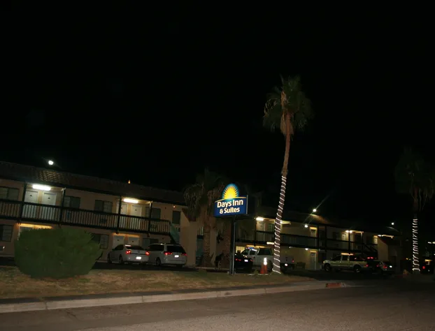 Days Inn & Suites by Wyndham Needles hotel detail image 1