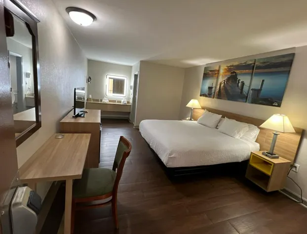 Days Inn by Wyndham Elizabeth City hotel detail image 3