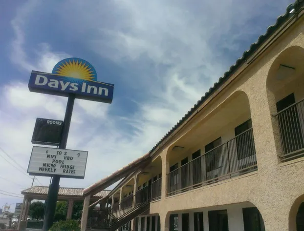 Days Inn by Wyndham Kingman East hotel detail image 3
